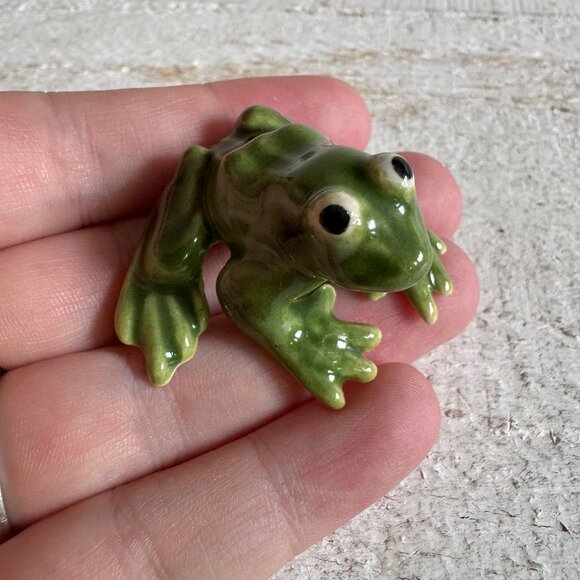 Vintage Miniature Porcelain Frog by Joseph Originals - Picture 1 of 8